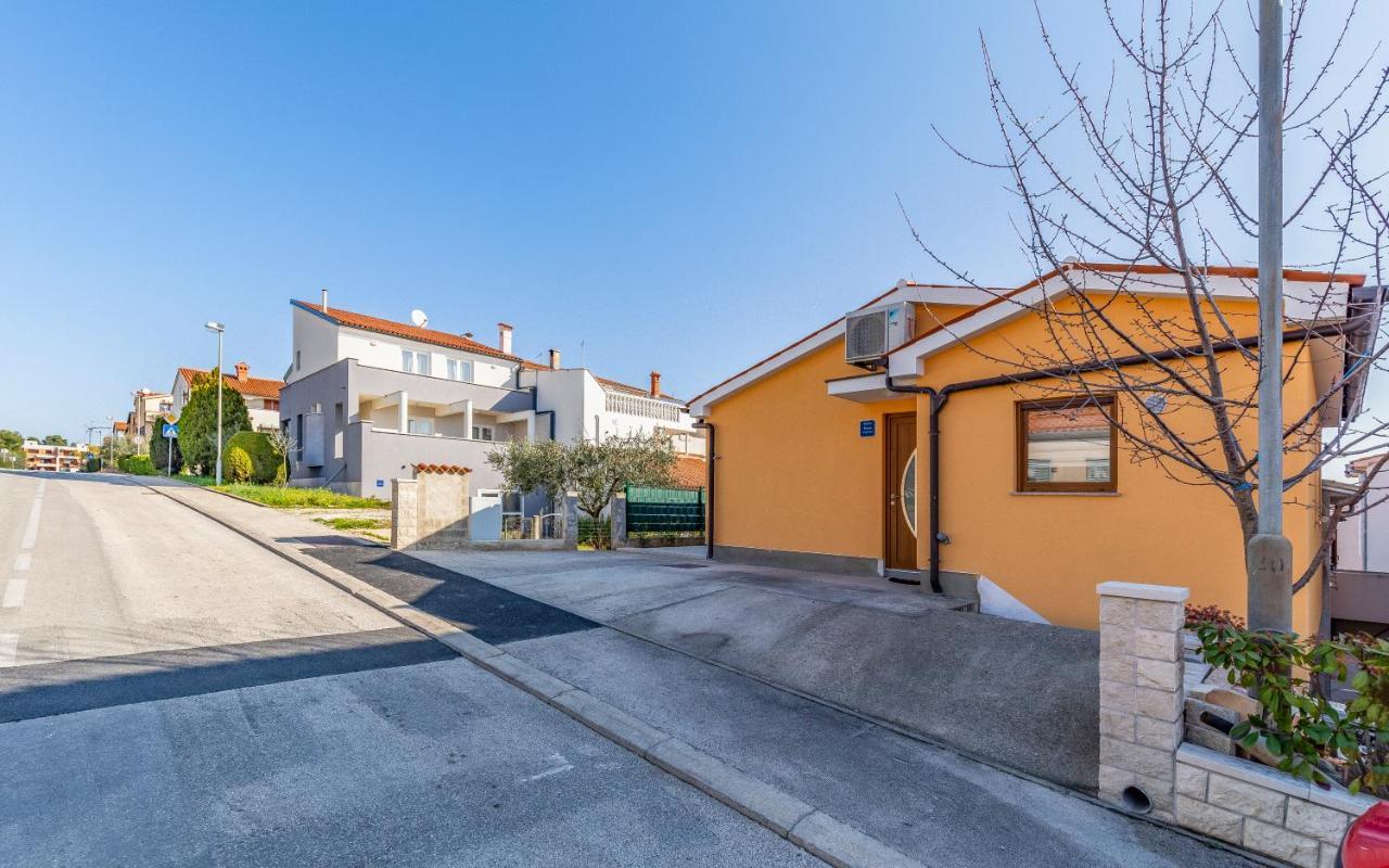 Apartment Blue Pula, New, Family Friendly, Comfortable, Free Parking And Wifi Exterior foto